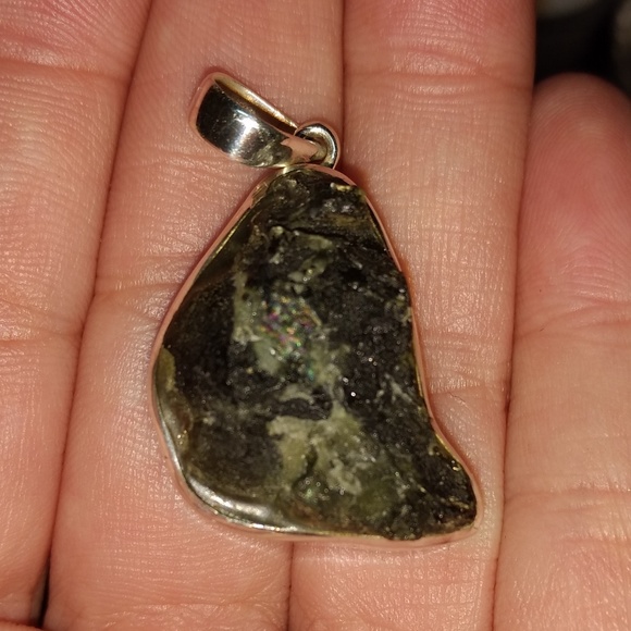 Genuine Moldavite in Sterling - Picture 3 of 7